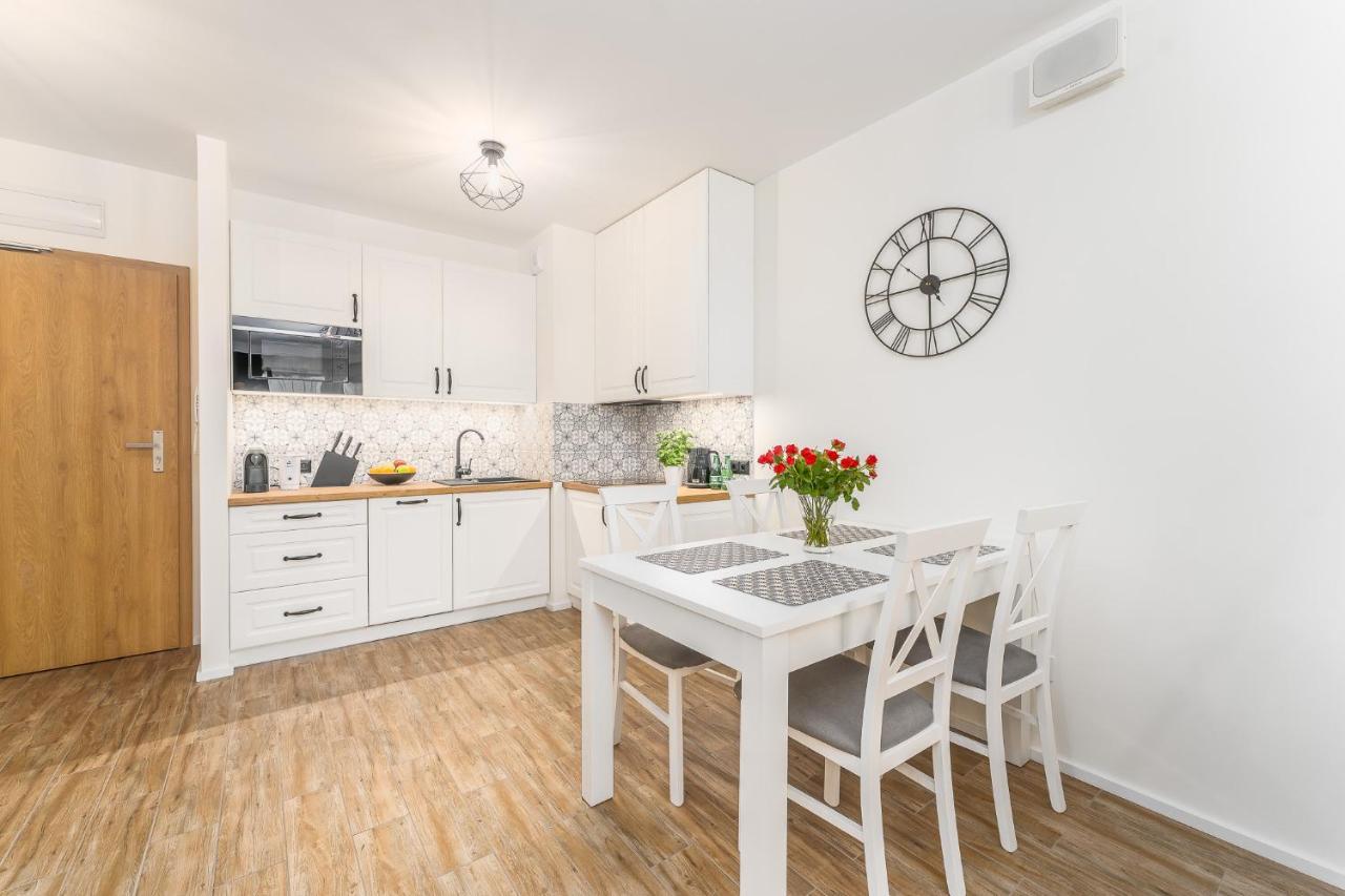 Lily Apartment โควอบเซก ภายนอก รูปภาพ